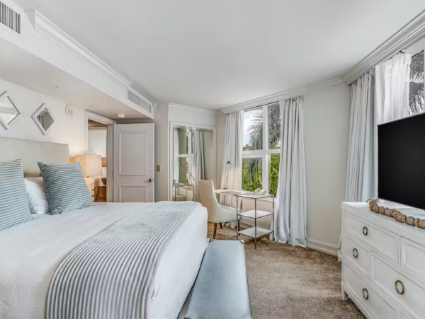 Marco Island Vacation Rental Beachfront Sleeps 6 Guests